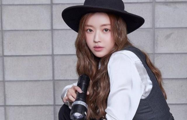 비밀 요원 컨셉 화보 오마이걸 유아