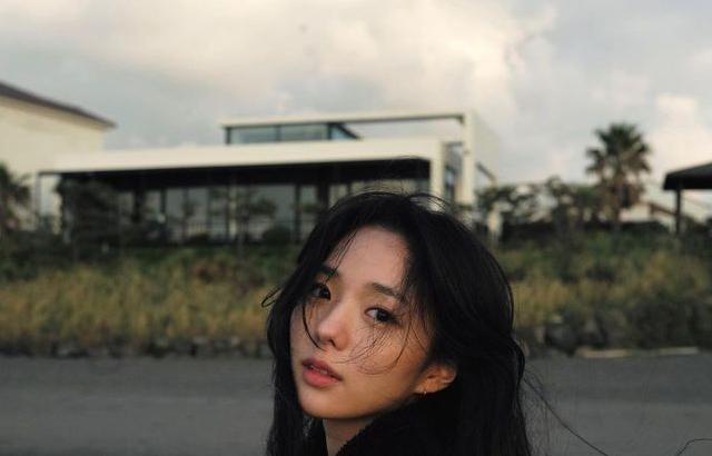 채수빈