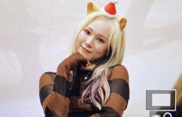 EVERGLOW Mia