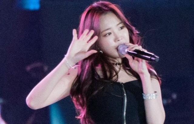 손나은