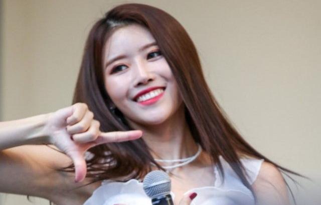 삐진 흰 미주