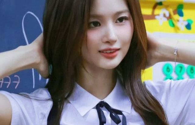 설윤