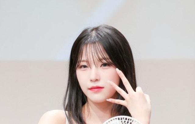 프로미스나인 백지헌