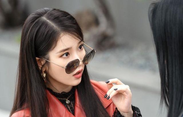 아이유 강미나 이준기 (호텔 델루나/고/6p)