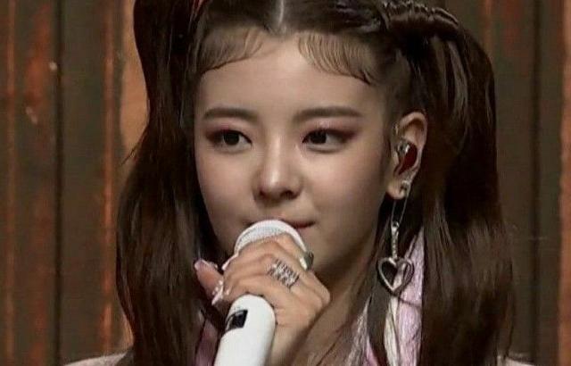 ITZY 리아