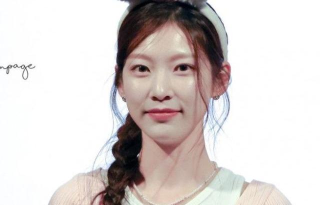 공승연 핸섬가이즈 무대인사