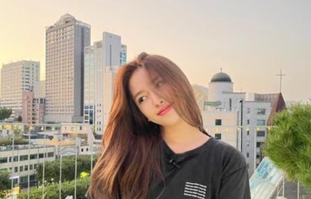 IVE YUJIN