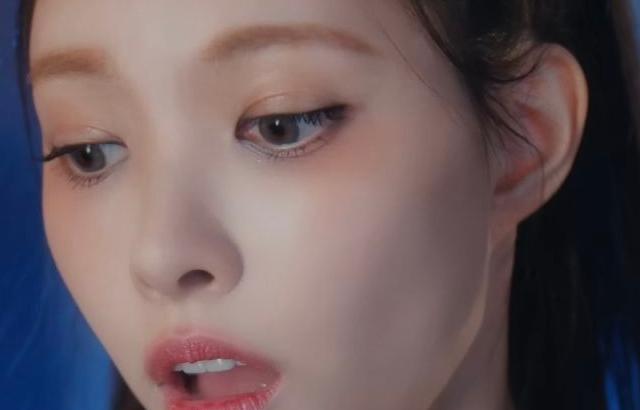 ILLIT 윤아