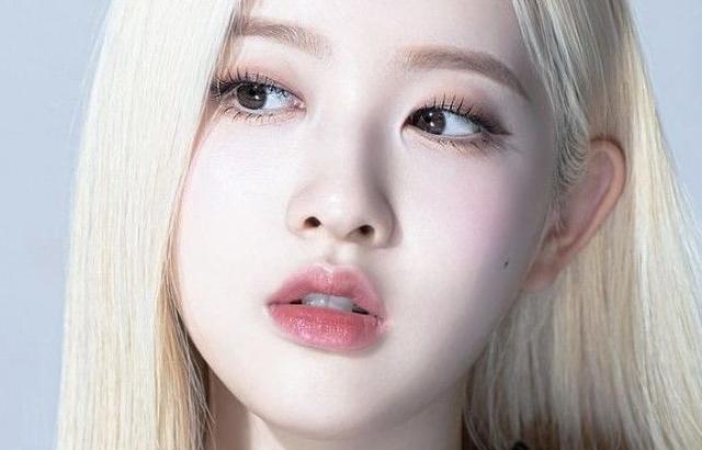 STAYC SIEUN