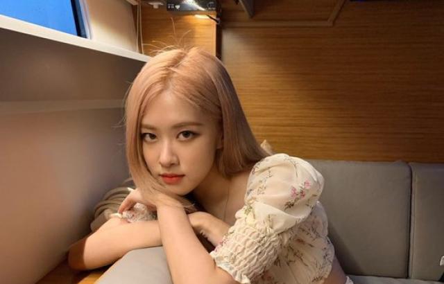 BLACKPINK Rose