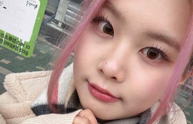 PURPLE KISS PARK SU JIN  swan