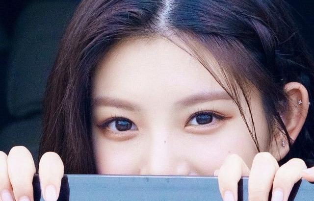 에버글로우 이런