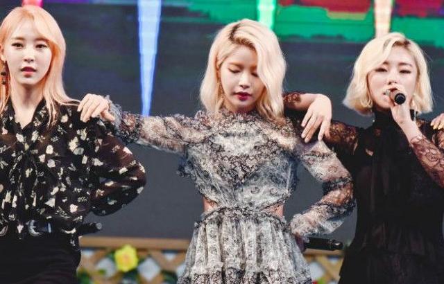 180522 마마무 솔라 KOAFEC by 겨울동화.jpg