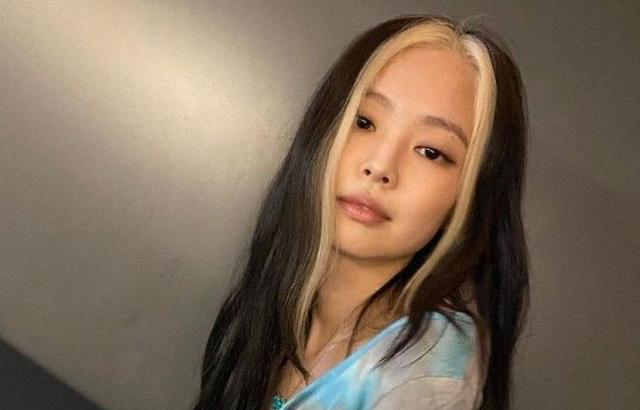 BLACKPINK JENNIE