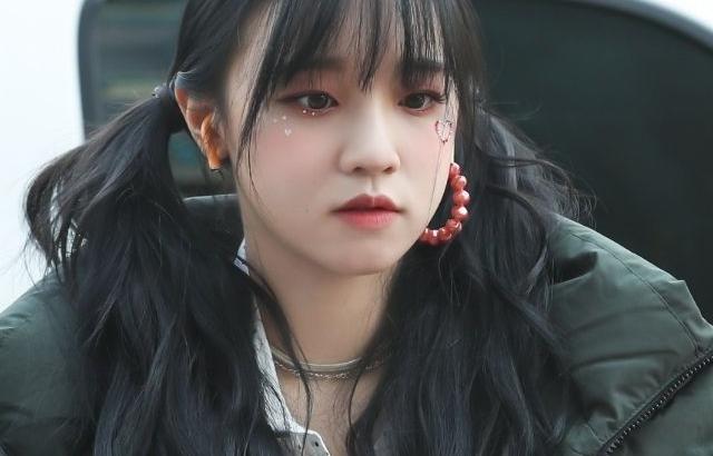 흑발 우기