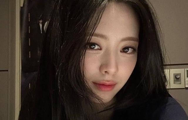 ITZY YUNA