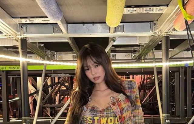 BLACKPINK (블랙핑크) 제니