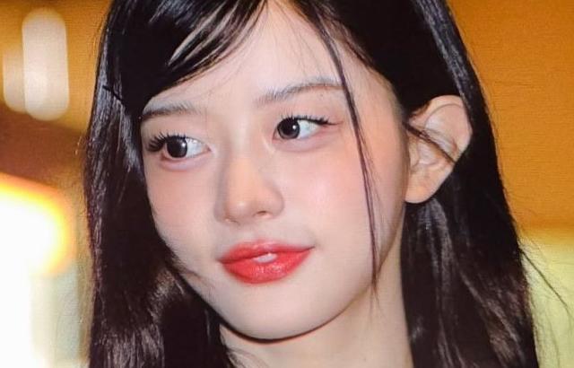 아일릿 (ILLIT) 민주