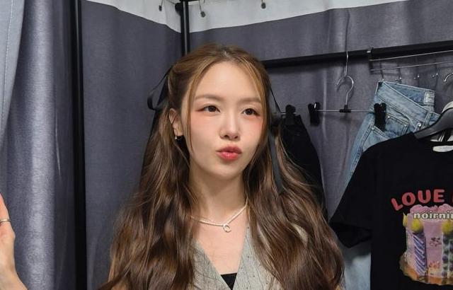 방민아 (걸스데이) SNS