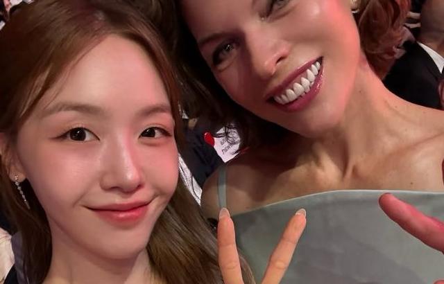 방민아 (걸스데이) SNS
