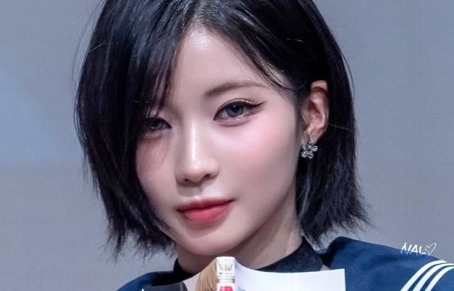 BABYMONSTER (베이비몬스터) 아사