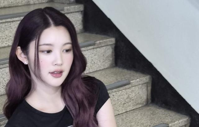 하츠투하츠 에이나