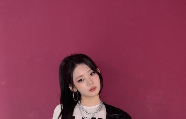 베이비몬스터 로라