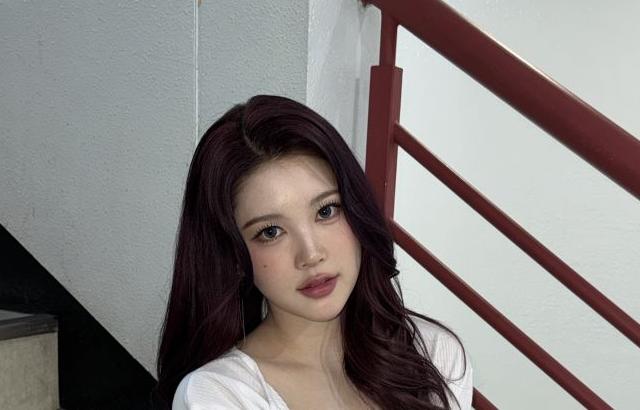 하츠투하츠 에이나