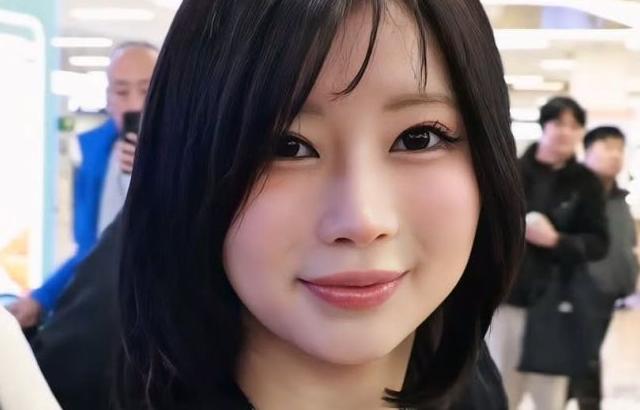 BABYMONSTER (베이비몬스터) 아사