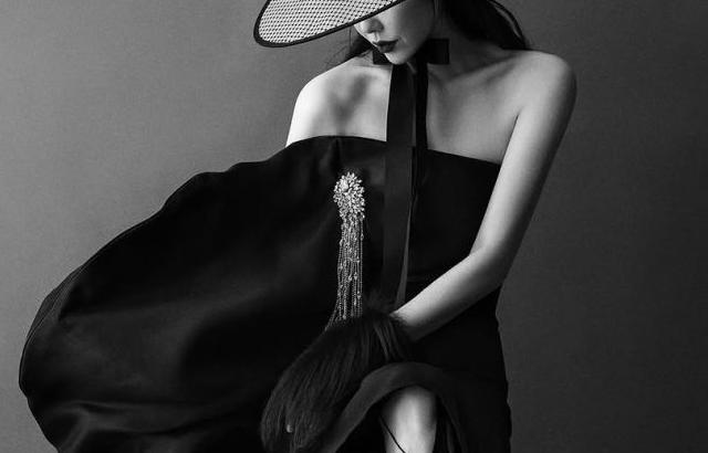 오늘자 배우 고현정 인스타그램(잡지 VOGUE 화보).JPG