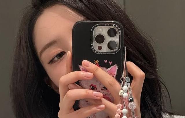 STAYC (스테이씨) 윤