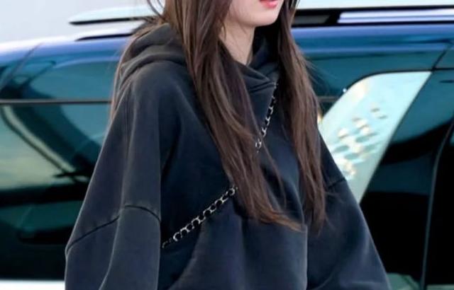 BABYMONSTER (베이비몬스터) 로라