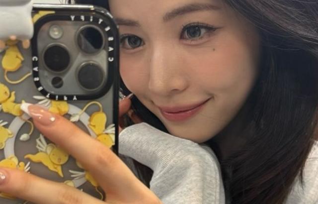 니쥬 (NiziU) 마야