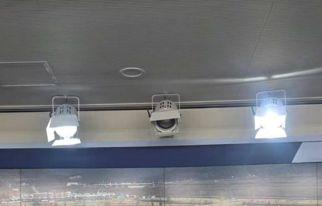 정유현 아나운서