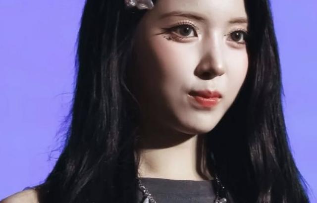 NMIXX (엔믹스) 지우