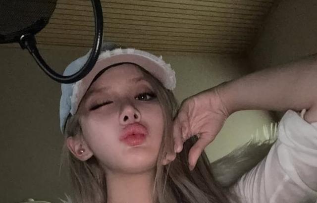 KISS OF LIFE (키스오브라이프) 벨