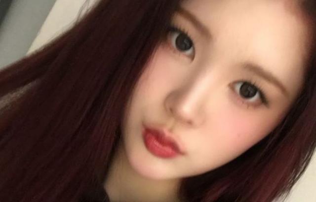 하츠투하츠 에이나