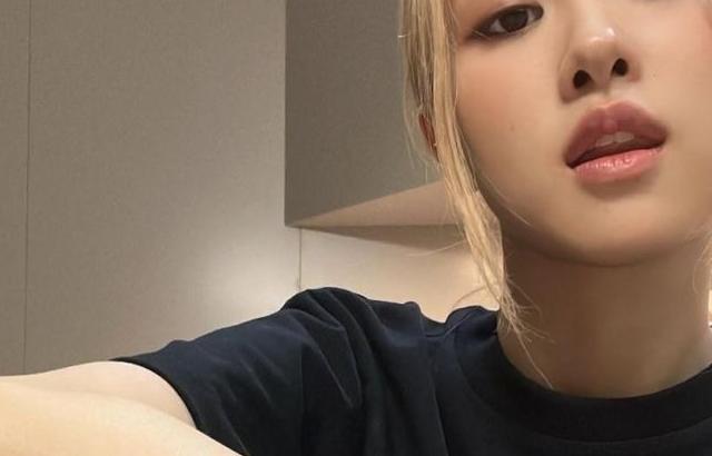 BLACKPINK (블랙핑크) 로제