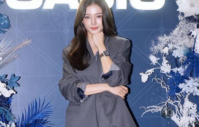 낸시 모모랜드 카시오