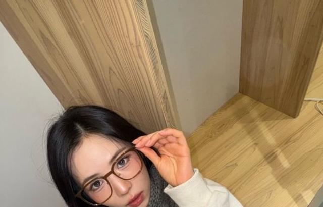 니쥬 (NiziU) 마야