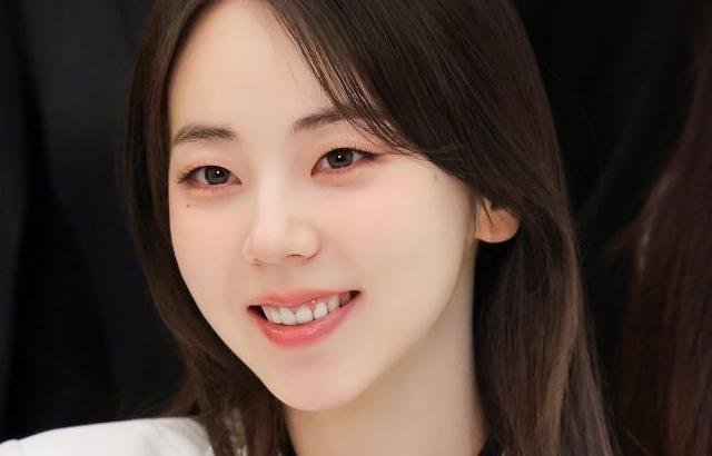 안소희 포스터 촬영 BHIND