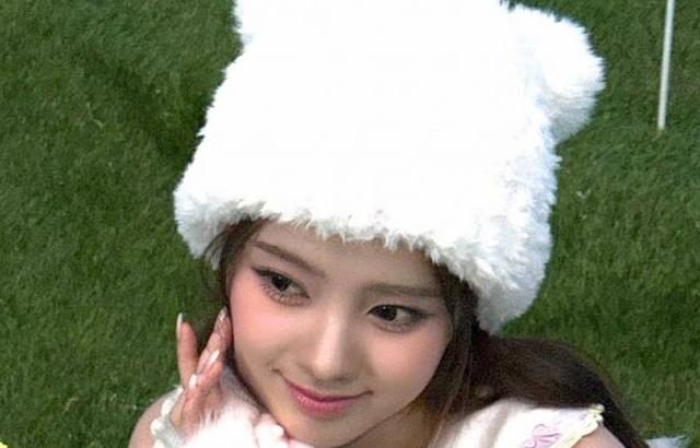 UNIS (유니스) 엘리시아