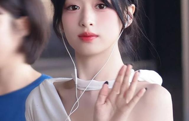 BABYMONSTER (베이비몬스터) 아현