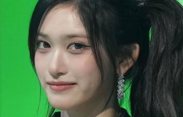 IVE (아이브) 이서