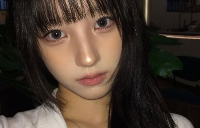 UNIS (유니스) 방윤하