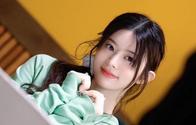 아일릿 (ILLIT) 민주