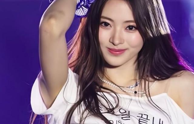 MEOVV (미야오) 안나