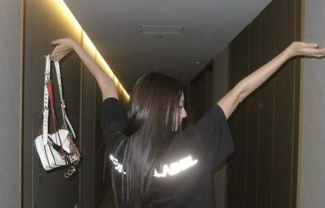 MEOVV (미야오) 가원