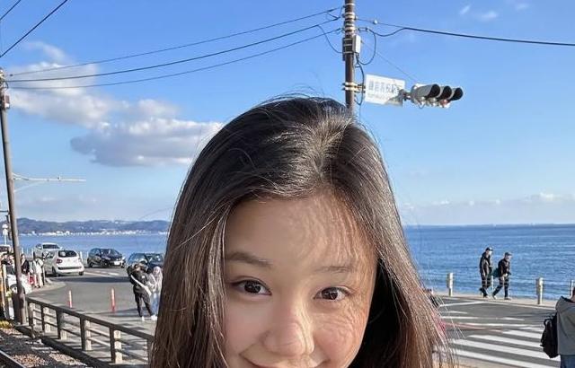 BABYMONSTER (베이비몬스터) 파리타