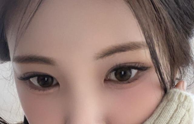 베이비돈크라이 이현